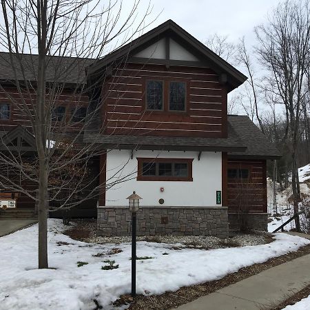 Boyne Mountain Creekside Condo Boyne Falls Екстер'єр фото