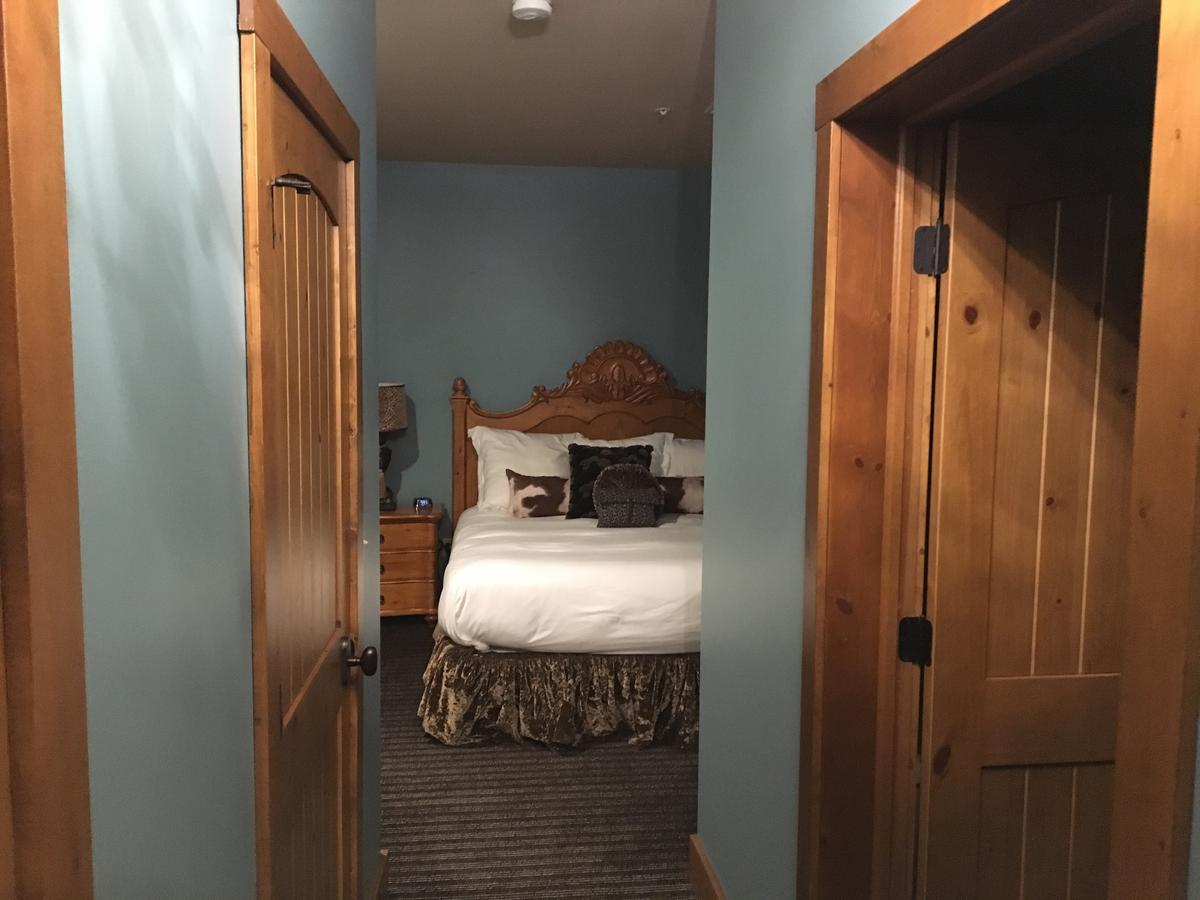 Boyne Mountain Creekside Condo Boyne Falls Екстер'єр фото