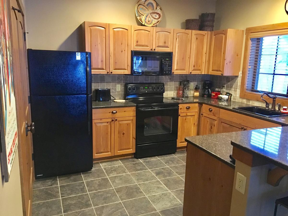 Boyne Mountain Creekside Condo Boyne Falls Екстер'єр фото